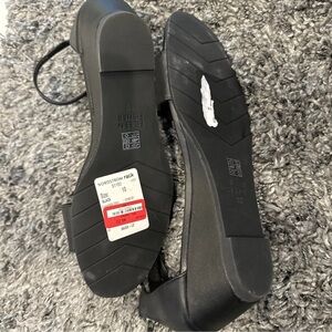 New Eileen Fisher Black Sandals Size 10 NEW